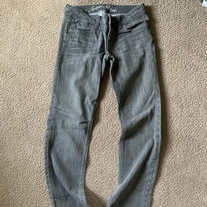 AEO Straight Leg gray Jeans 6R